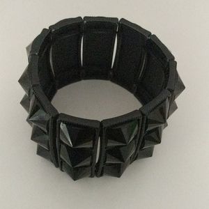 Black expanding chunky spiked bracelet